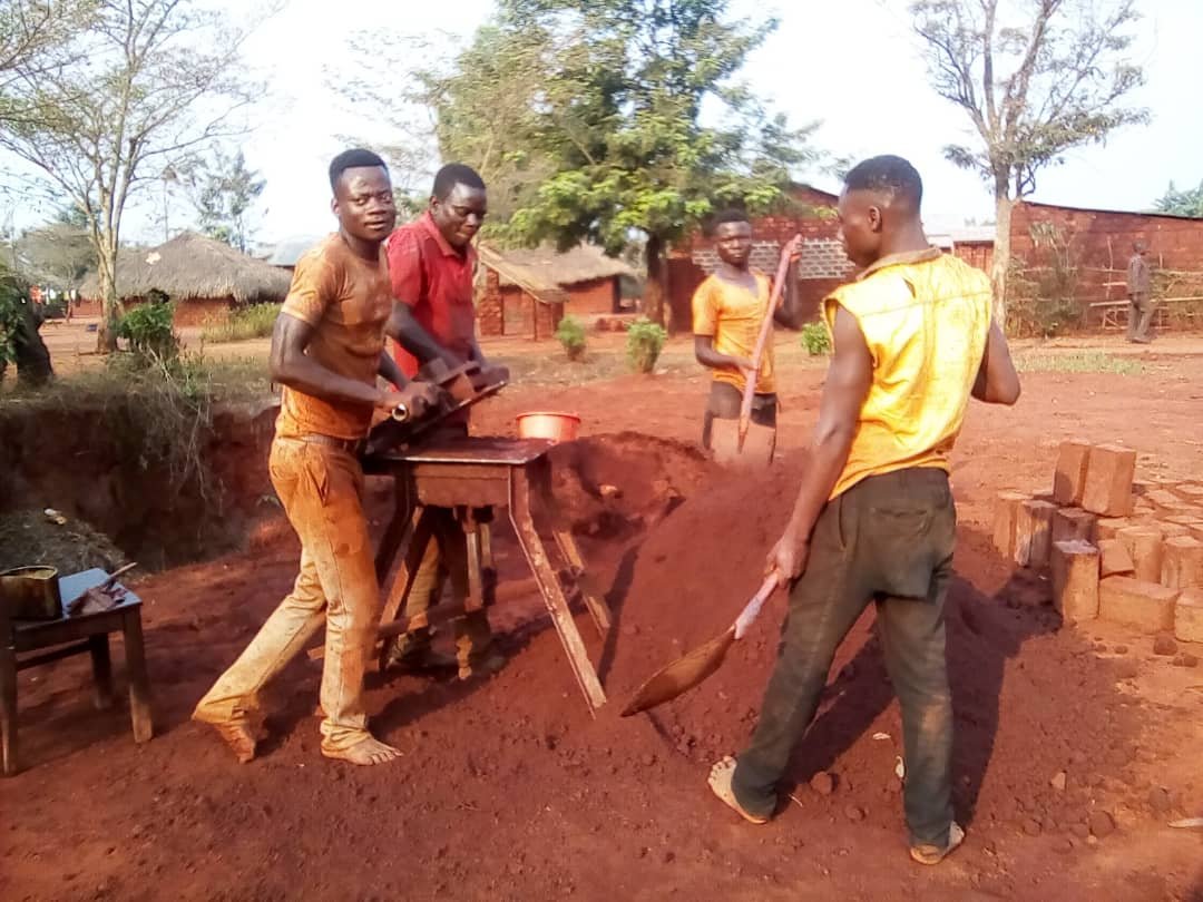 Kasaï Central : FOKAL-ONG met en œuvre un projet de réinsertion communautaire des anciens miliciens de Kamuina Nsapu à Bunkonde