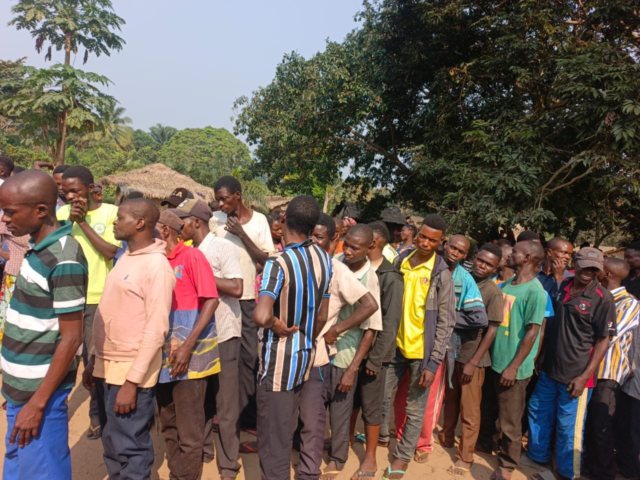 PROJET PIFORES EN COURS ‎ ‎FOKAL-ONG accompagne l'installation d'un Comité local de développement au village Muanga Makolo 1