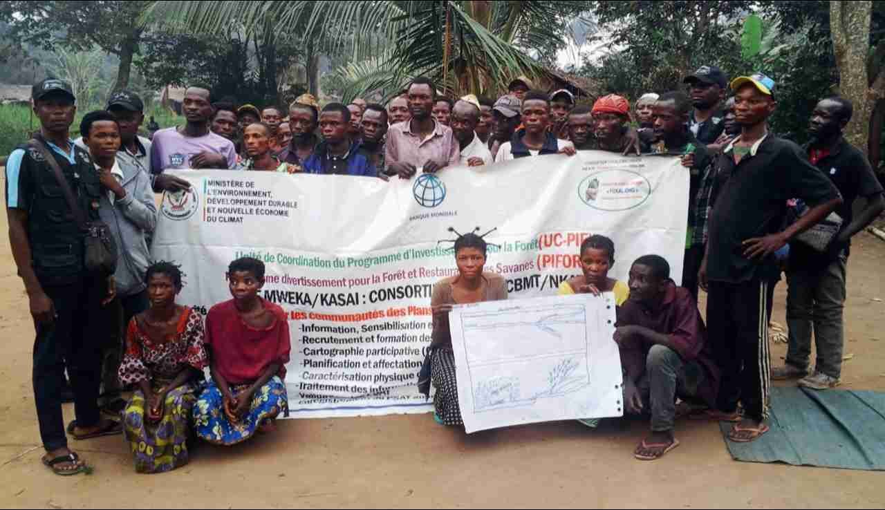Projet PIFORES à Mweka : les peuples autochtones du village Batua procèdent à l’élaboration de de leur PSAT ‎